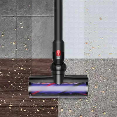Dyson štapni usisavač V8 Cyclone Dyson štapni usisavač V8 Cyclone